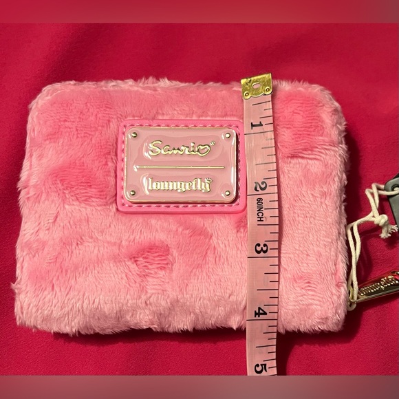 Loungefly Sanrio Pink hello kitty Plush Wallet - Picture 4 of 5